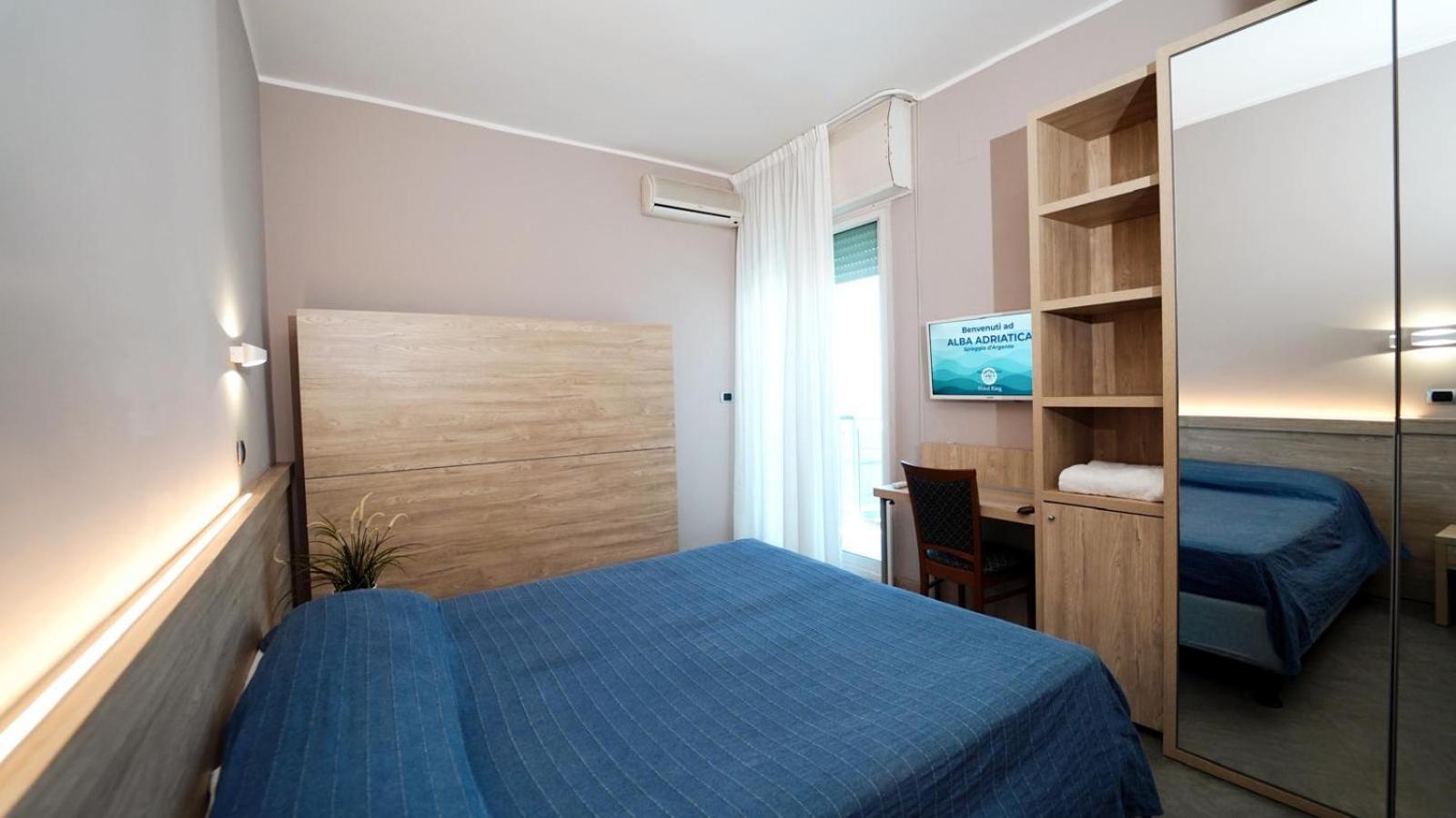 Hotel King Alba Adriatica Esterno foto